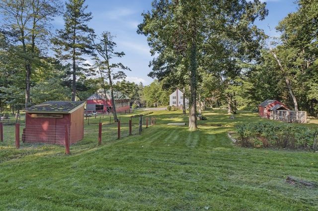 67 Stone School Road, Sutton, MA 01590