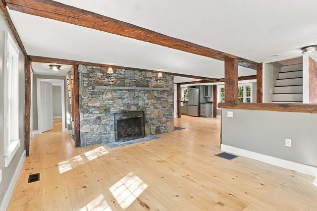 67 Stone School Road, Sutton, MA 01590