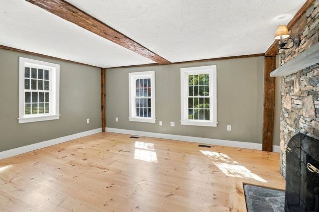 67 Stone School Road, Sutton, MA 01590
