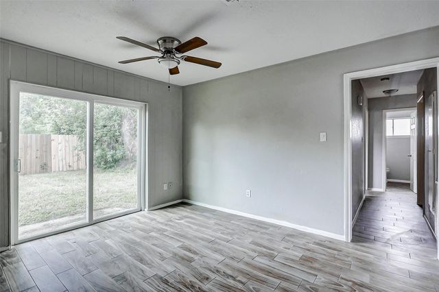4969 E Ridge Creek Drive, Houston, TX 77053