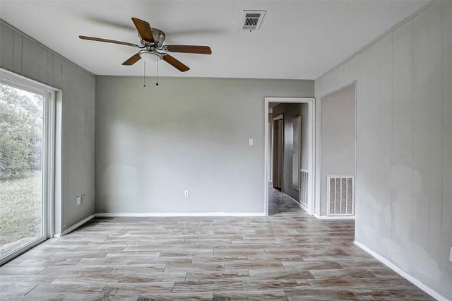 4969 E Ridge Creek Drive, Houston, TX 77053