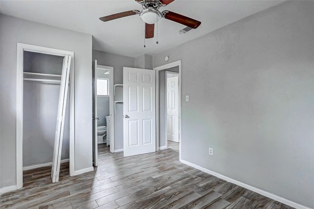 4969 E Ridge Creek Drive, Houston, TX 77053
