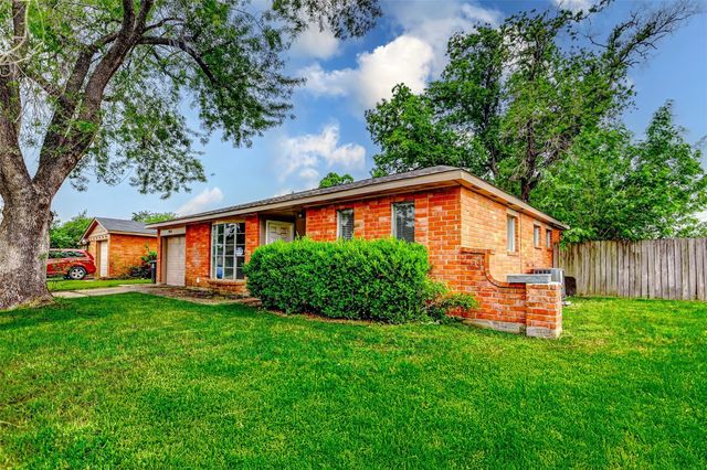 4969 E Ridge Creek Drive, Houston, TX 77053