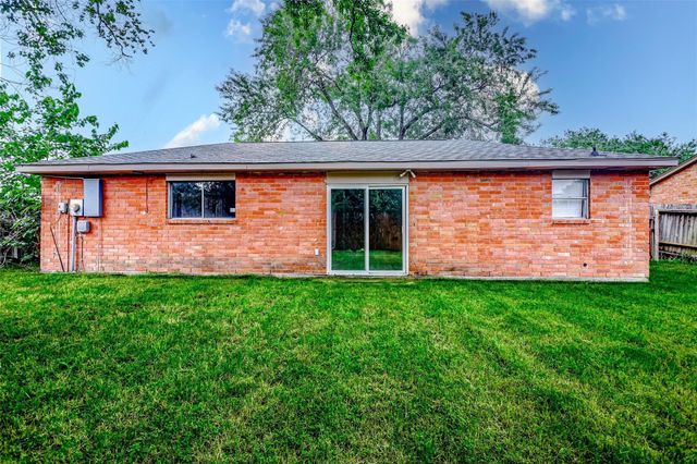 4969 E Ridge Creek Drive, Houston, TX 77053