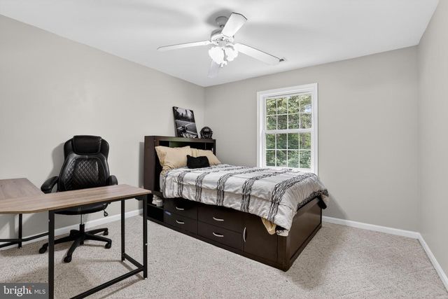 11 HOLLY BROOKE CT, Stafford, VA 22554