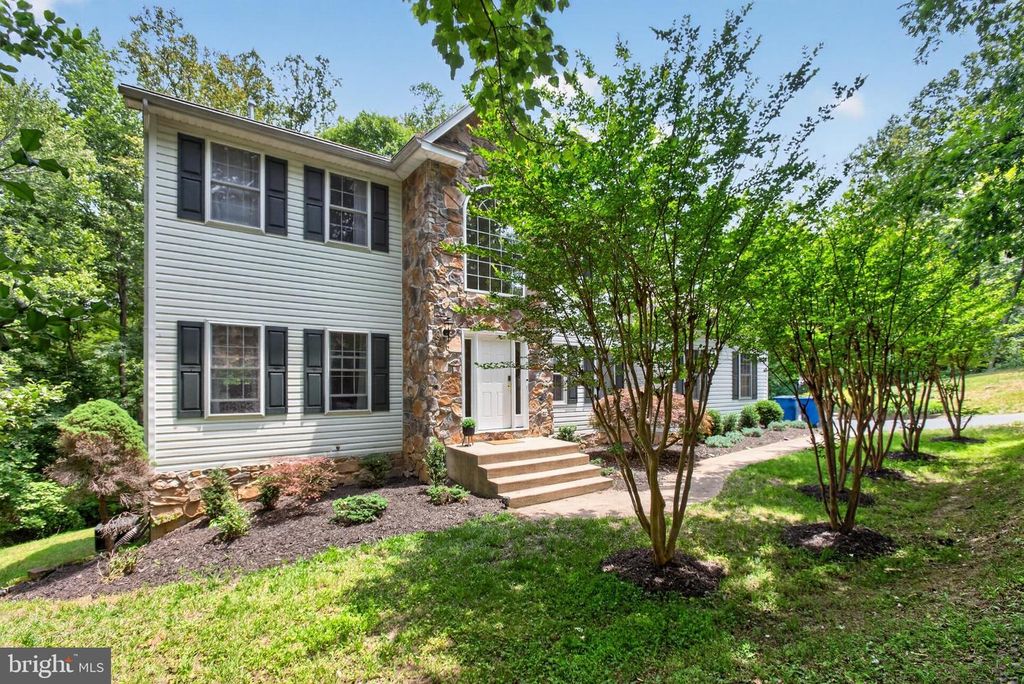 11 HOLLY BROOKE CT, Stafford, VA 22554