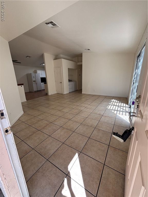 2312 Shady Hill Avenue, Las Vegas, NV 89106 — photo 2