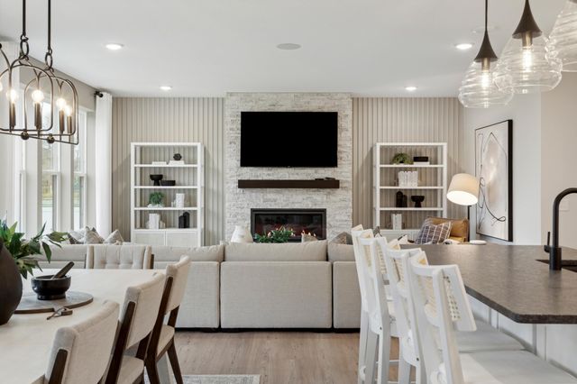 10372 Griffin Avenue S, Cottage Grove, MN 55016