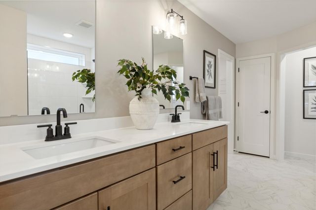 10372 Griffin Avenue S, Cottage Grove, MN 55016