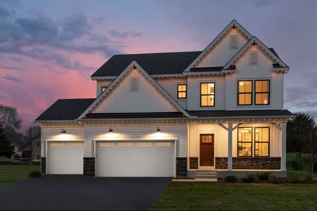 10372 Griffin Avenue S, Cottage Grove, MN 55016