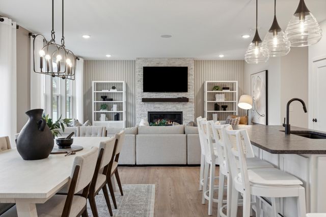 10372 Griffin Avenue S, Cottage Grove, MN 55016