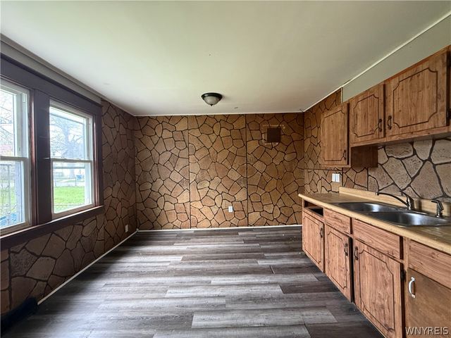 77 Mayer Avenue, Buffalo, NY 14207