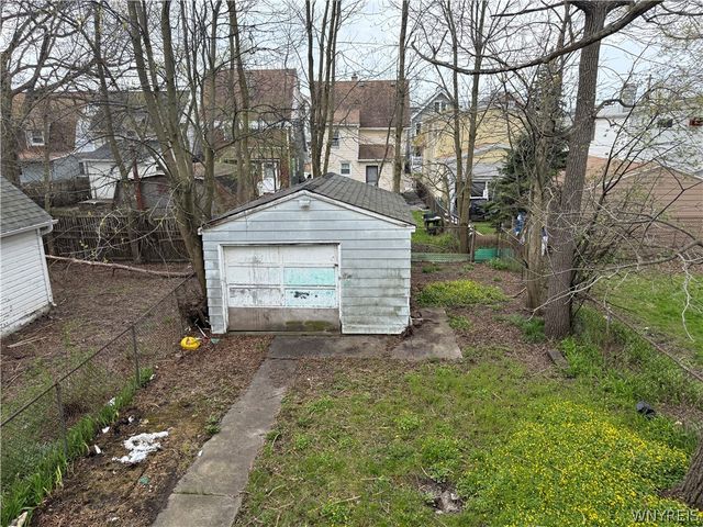 77 Mayer Avenue, Buffalo, NY 14207