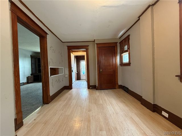 77 Mayer Avenue, Buffalo, NY 14207