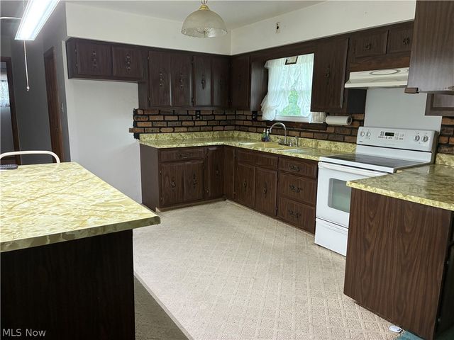 154 Patterson Road, Weirton, WV 26062