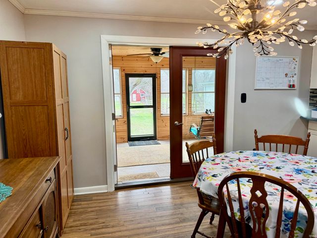 7889 S Ladoga Road, Ladoga, IN 47965