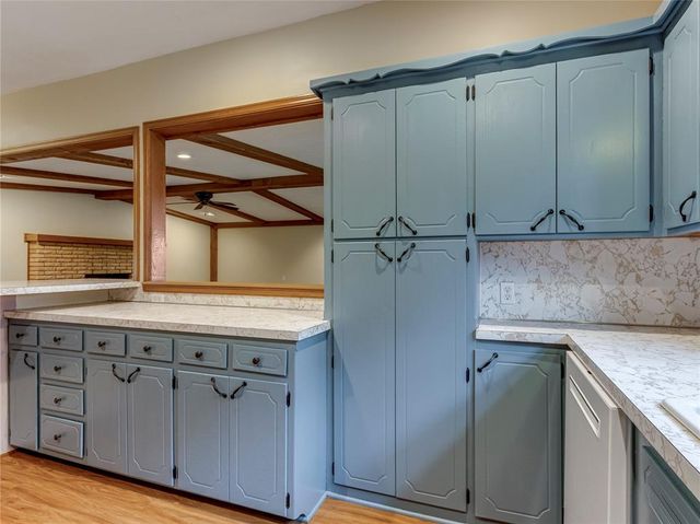 3555 E Imhoff Road, Norman, OK 73026