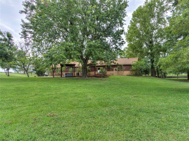 3555 E Imhoff Road, Norman, OK 73026