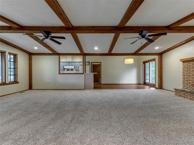 3555 E Imhoff Road, Norman, OK 73026