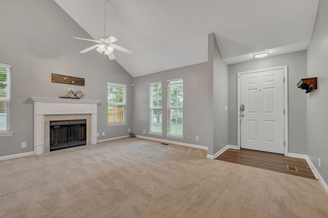 3473 White Pine Dr, Nashville, TN 37214