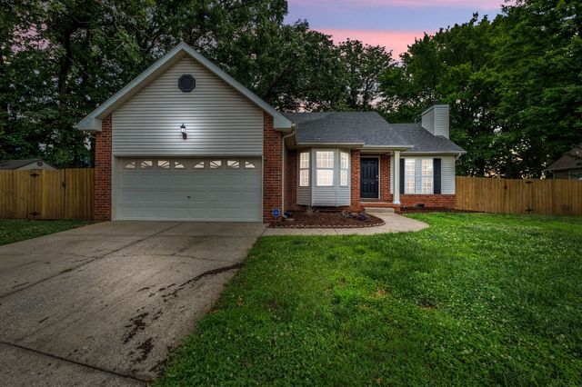 3473 White Pine Dr, Nashville, TN 37214