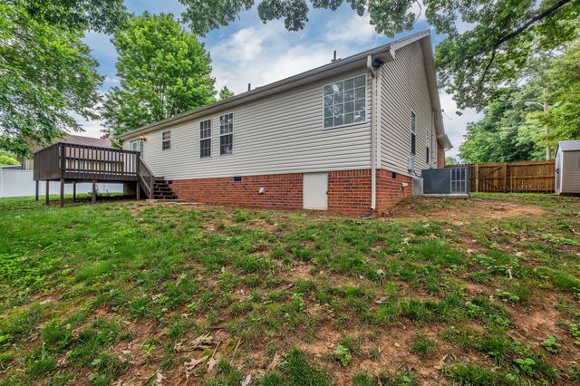 3473 White Pine Dr, Nashville, TN 37214