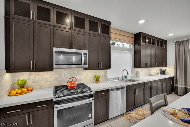 8664 Indigo Spring Road, Las Vegas, NV 89139