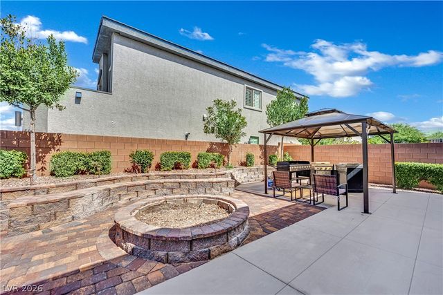 8664 Indigo Spring Road, Las Vegas, NV 89139