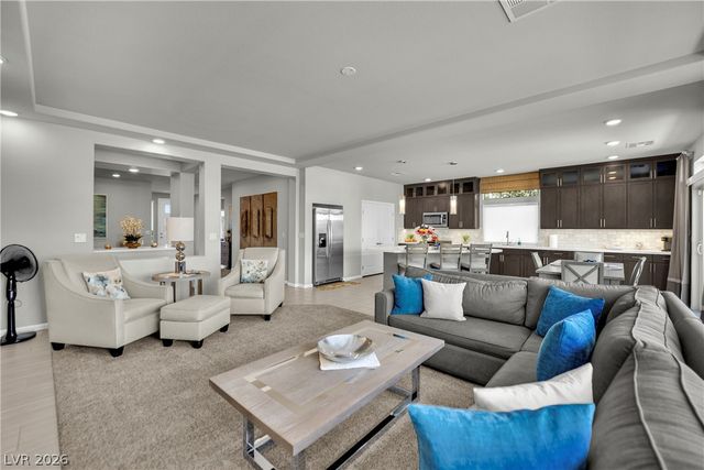 8664 Indigo Spring Road, Las Vegas, NV 89139