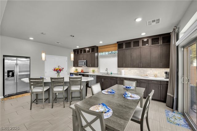 8664 Indigo Spring Road, Las Vegas, NV 89139