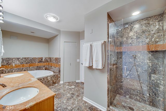 635 N Dearborn Street 1105, Chicago, IL 60654