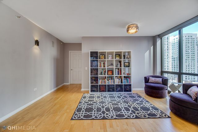 635 N Dearborn Street 1105, Chicago, IL 60654