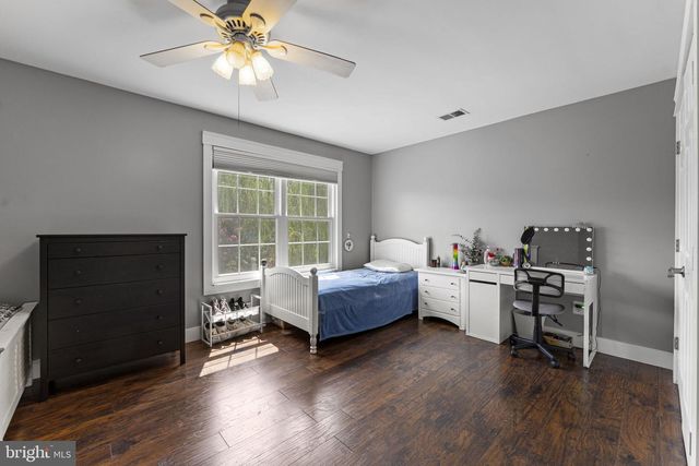 9887 SOLITARY PL, Bristow, VA 20136