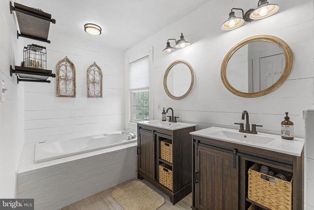 9887 SOLITARY PL, Bristow, VA 20136