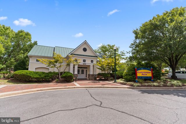 9887 SOLITARY PL, Bristow, VA 20136