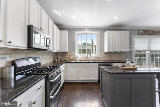 9887 SOLITARY PL, Bristow, VA 20136