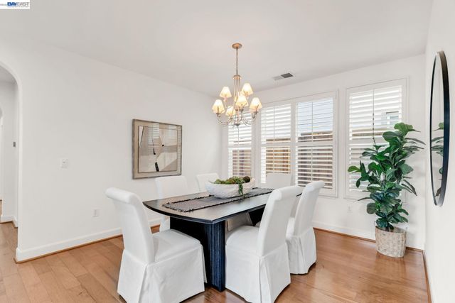 1692 W Lagoon Rd, Pleasanton, CA 94566