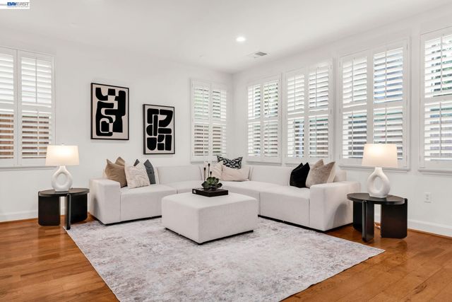 1692 W Lagoon Rd, Pleasanton, CA 94566