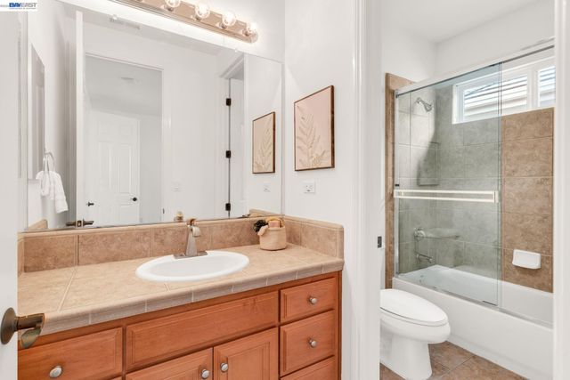 1692 W Lagoon Rd, Pleasanton, CA 94566