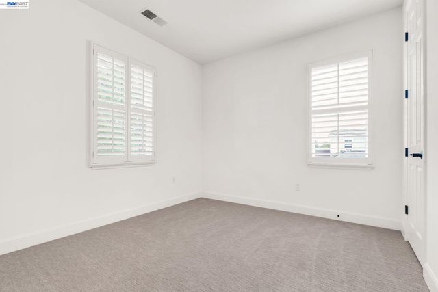 1692 W Lagoon Rd, Pleasanton, CA 94566