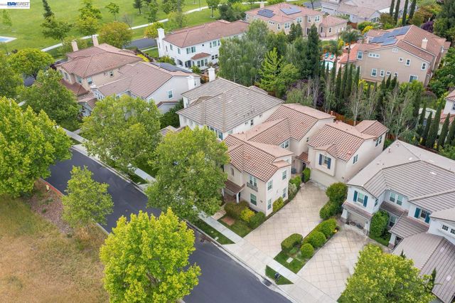 1692 W Lagoon Rd, Pleasanton, CA 94566