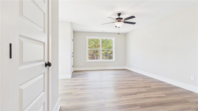 106 Neal Point, Atlanta, GA 30349