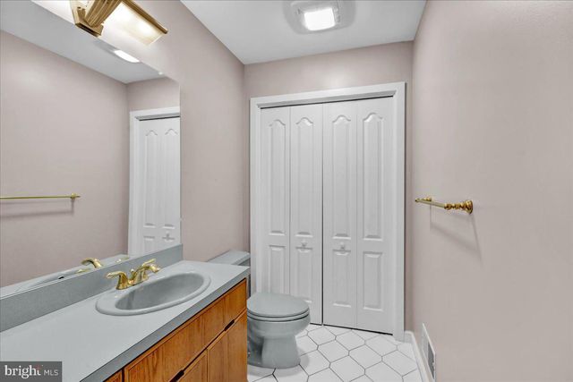 70 KELLER RD, Fleetwood, PA 19522