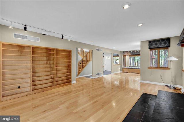70 KELLER RD, Fleetwood, PA 19522