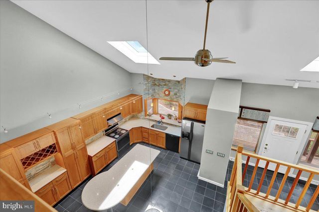 70 KELLER RD, Fleetwood, PA 19522