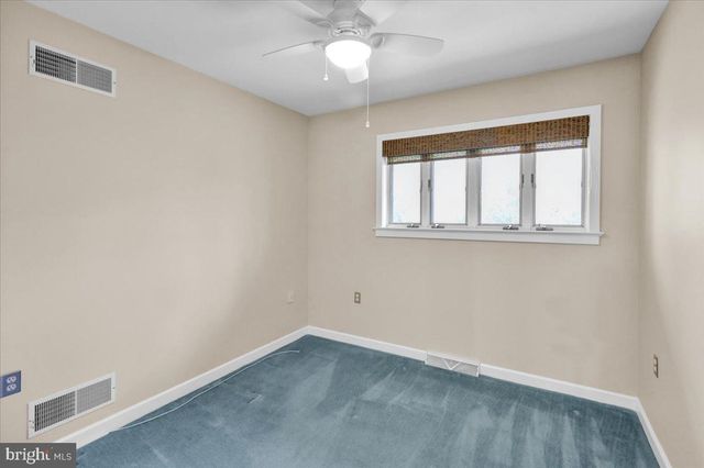 70 KELLER RD, Fleetwood, PA 19522