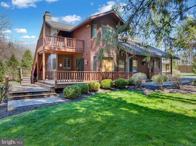 70 KELLER RD, Fleetwood, PA 19522