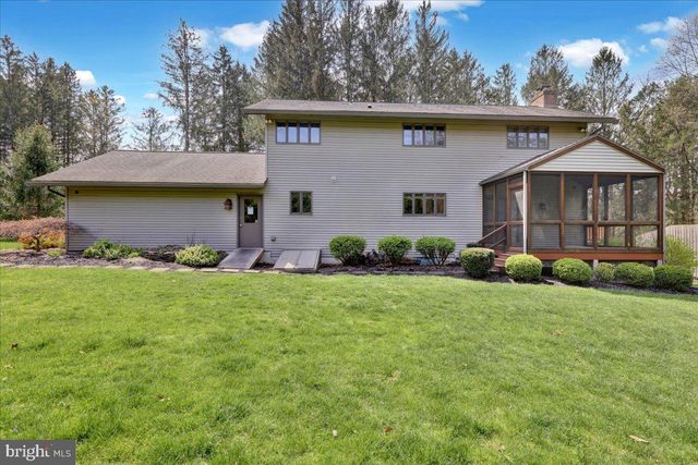 70 KELLER RD, Fleetwood, PA 19522