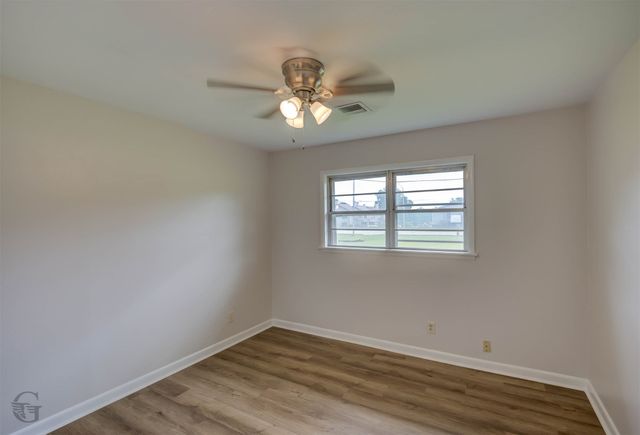 4128 Pines Road, Shreveport, LA 71119