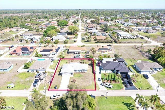 5542 Banning ST, Lehigh Acres, FL 33971